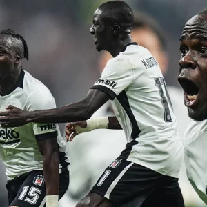 Beşiktaş, Crystal Palace Karşısında Bir Puanı Kurtardı