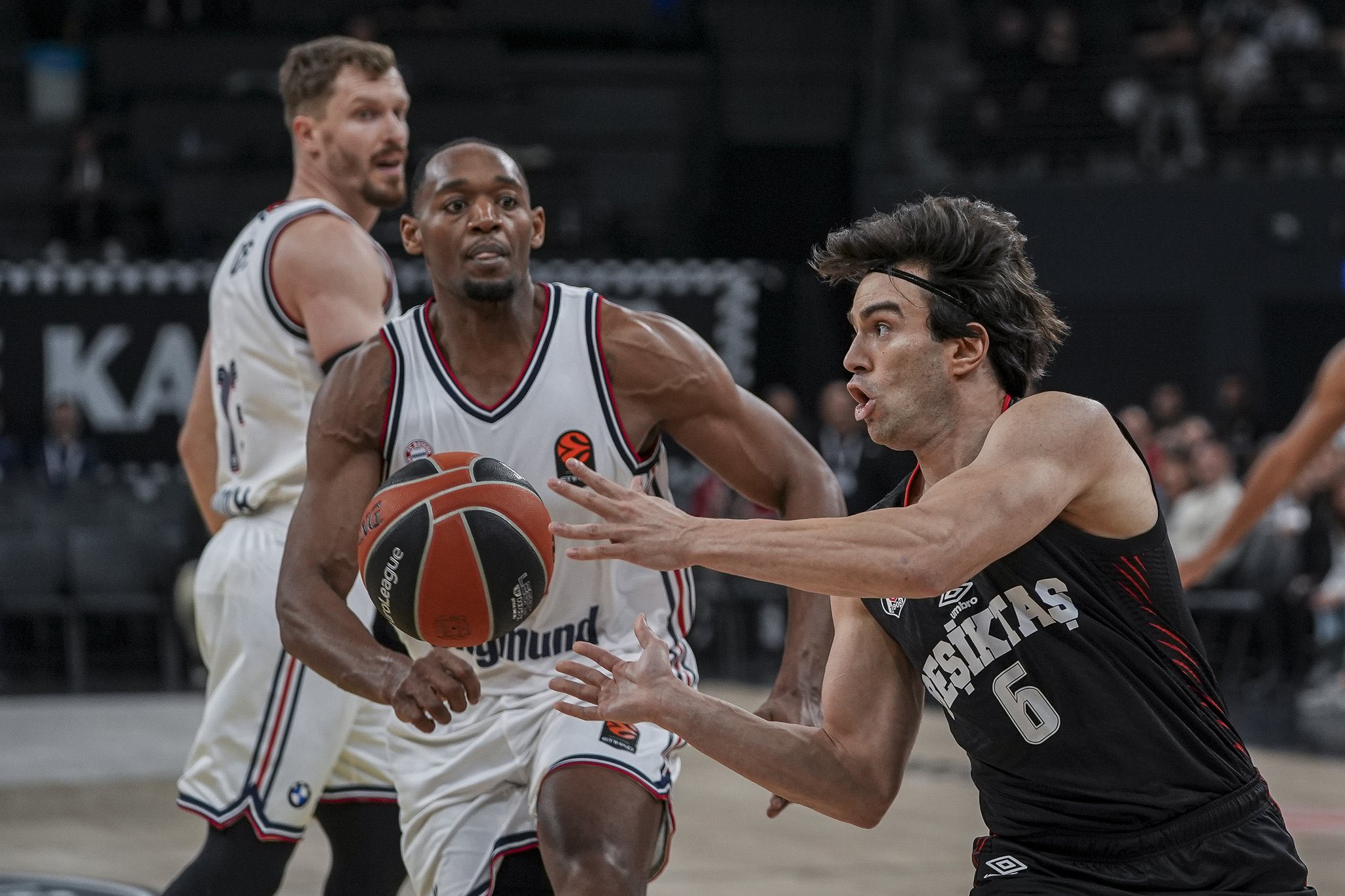 Beşiktaş, EuroLeague’de kolayı zora soktu
