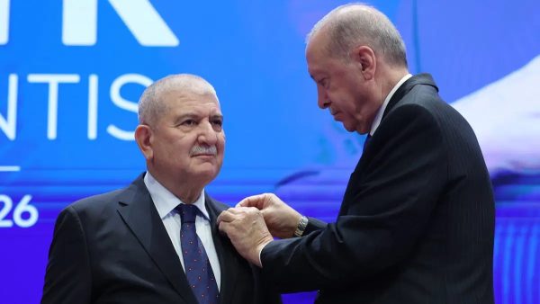 Yeni Yol Partisi’nden ayrıldıktan sonra bağımsız milletvekili olarak görev yapan Bursa Milletvekili Cemalettin Kani Torun, AK Parti’ye katıldı.
