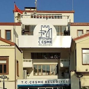 Çeşme Belediyesi’ne operasyon!