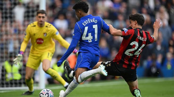 Premier Lig’de haftanın özeti: Manchester City’den Liverpool’a ağır darbe 1 Chelsea, Bournemouth karşısında aldığı 5-1'lik galibiyetle Premier League'in 6. haftasında öne çıktı.