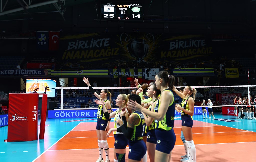 Fenerbahçe Medicana güle oynaya başladı 1 fbvoleybol2 1024x648 1