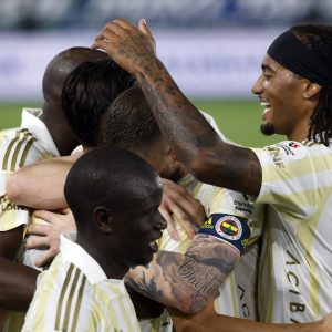 Fenerbahçe Rize’de hata yapmadı: 3-0