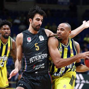 Fenerbahçe Tarfin evinde kaybetti