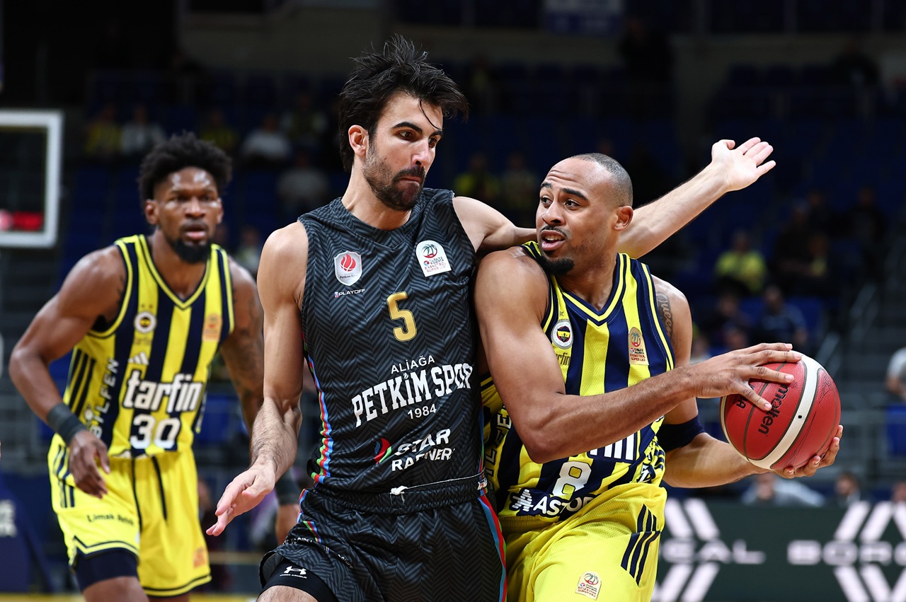 Fenerbahçe Tarfin evinde kaybetti