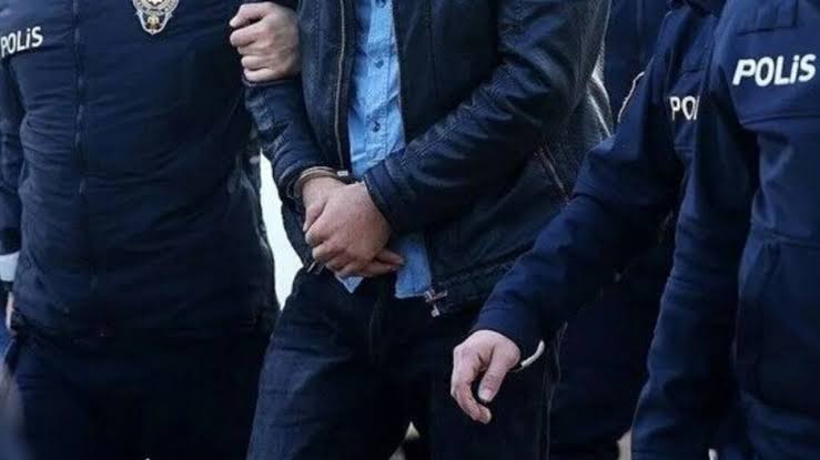 Murat Ağırel ve İsmail Saymaz, fon soruşturması kapsamında haklarında yürütülen işlemlerle gündeme geldi.Fotoğraf altını kopyala
