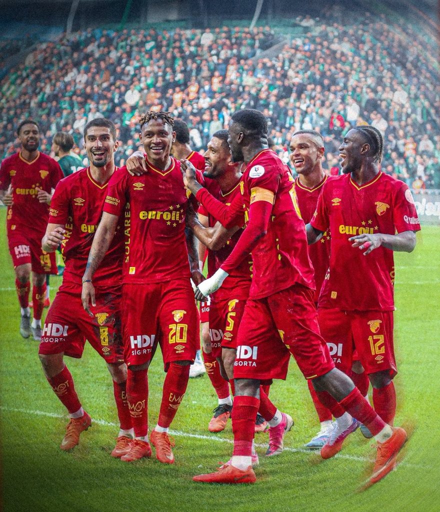 Göztepe seriye başladı 1 goz2 880x1024 1