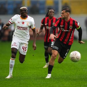 Galatasaray’ı, Gençlerbirliği deplasmanında Deniz Güldürdü