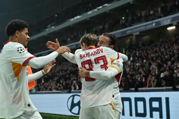 Galatasaray, UEFA Şampiyonlar Ligi'nde Fransa'da Lille'i 4-2 yenerek üçüncü haftada ilk galibiyetini elde etti