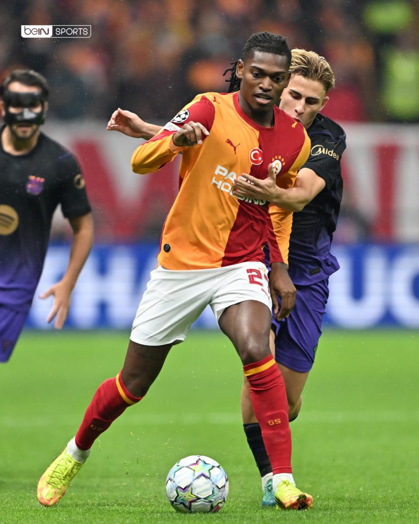 Galatasaray, Barcelona’ya önce kafa tuttu! Ardından dağıldı 1 gs2 819x1024 1