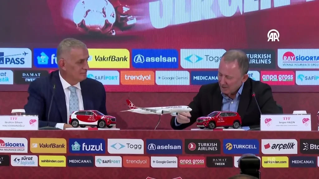 Hacıosmanoğlu, Sergen Yalçın’ın futbol zekâsını överken dikkat çeken ifadeler kullandı.