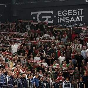 Karşıyaka-Fenerbahçe maçına büyük ilgi