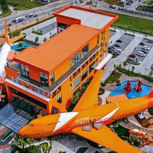 Malezya’da Yeni Cazibe Merkezi: Uçak Otel