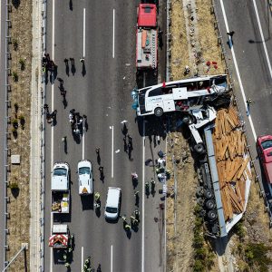 Manisa’da katliam gibi kaza! Sürücü gözaltında!