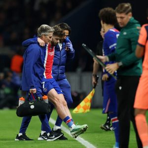 Paris Saint Germain sakata geldi!
