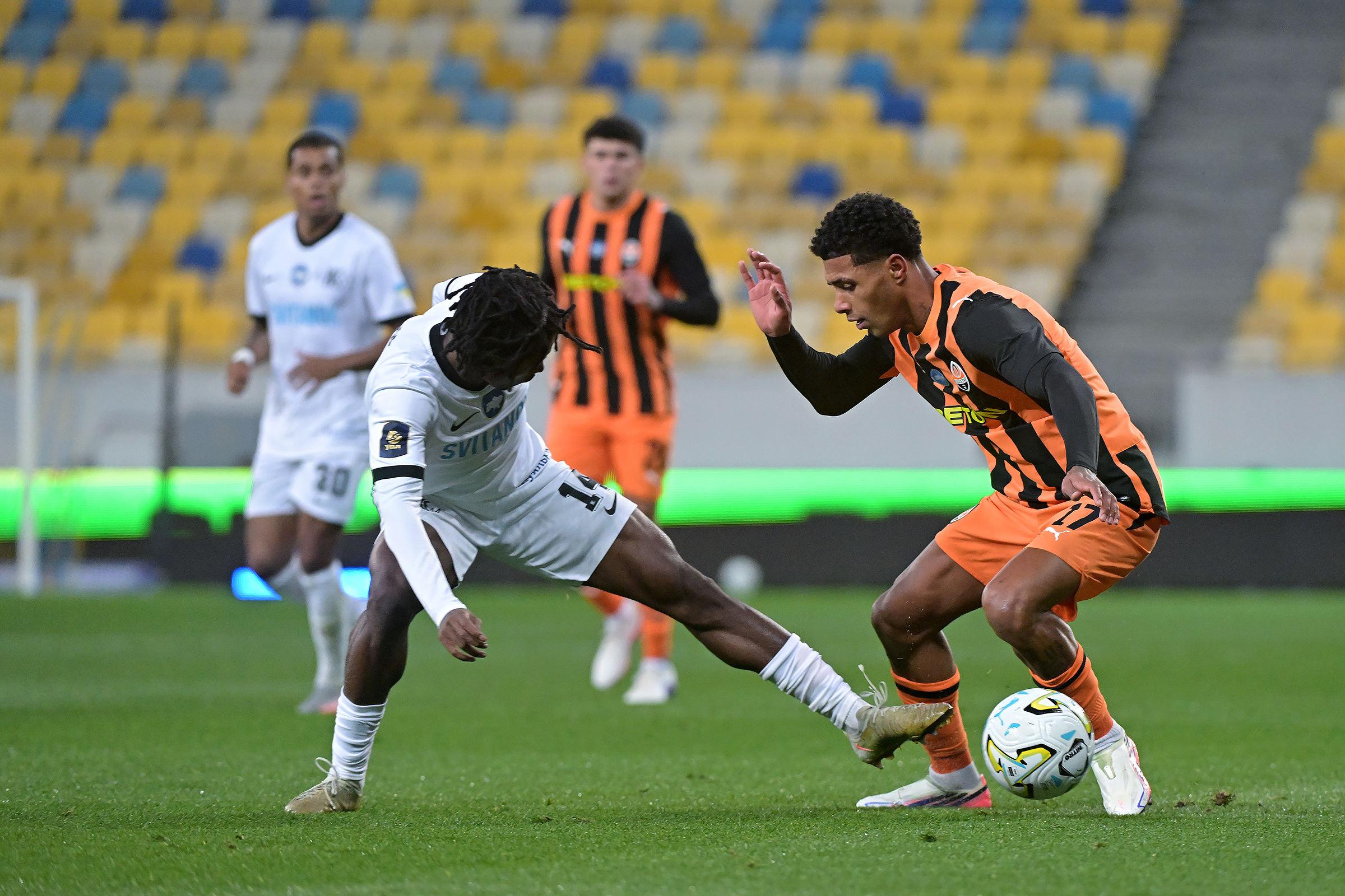 Arda Turan ve Shakhtar Donetsk füze gibi