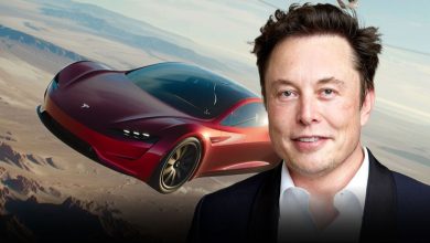 Elon Musk, uçan Tesla ile geleceği getirdi