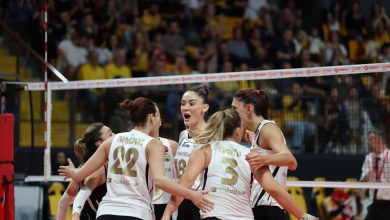 VakıfBank eze eze gidiyor