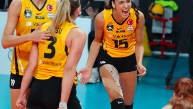 Eczacıbaşı Peron VakıfBank maçı nefes kesti