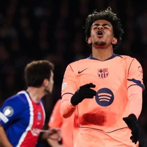 Şampiyonlar Ligi gecesinde PSG’den Barcelona’ya 4 gol! Manchester City şov yaptı
