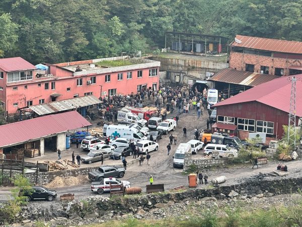 Zonguldak'ın Kilimli ilçesinde özel bir maden ocağında grizu patlaması meydana geldi. Yaşanan patlamada can kaybı 3'e yükseldi